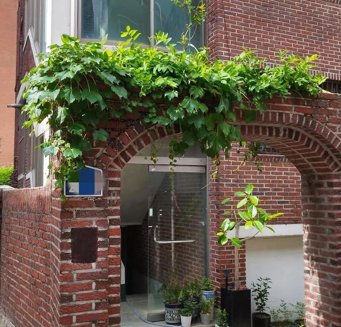 Ewha Univ, Ahyeon 3Rooms Stay 서울특별시 아파트
